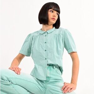 Lili Sidonio NWOT Mint Button Down Shirt for Women